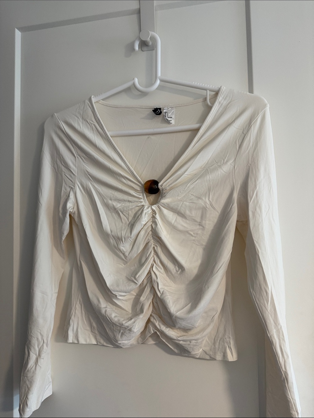 H&M Cream Ruched V-Neck Long Sleeve Top with Accent Button